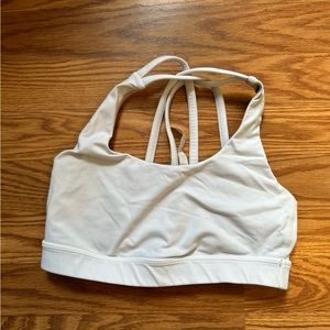 Lululemon size 4 sports bra